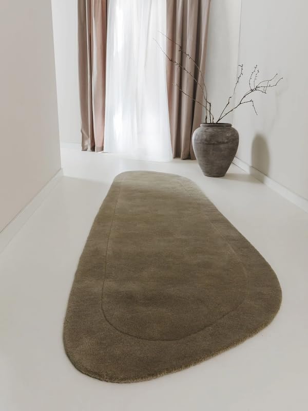 Modern Irregular Shape Green Runner Rug